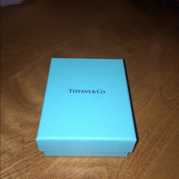 Tiffany & Co. Jewelry - Tiffany infinity bracelet